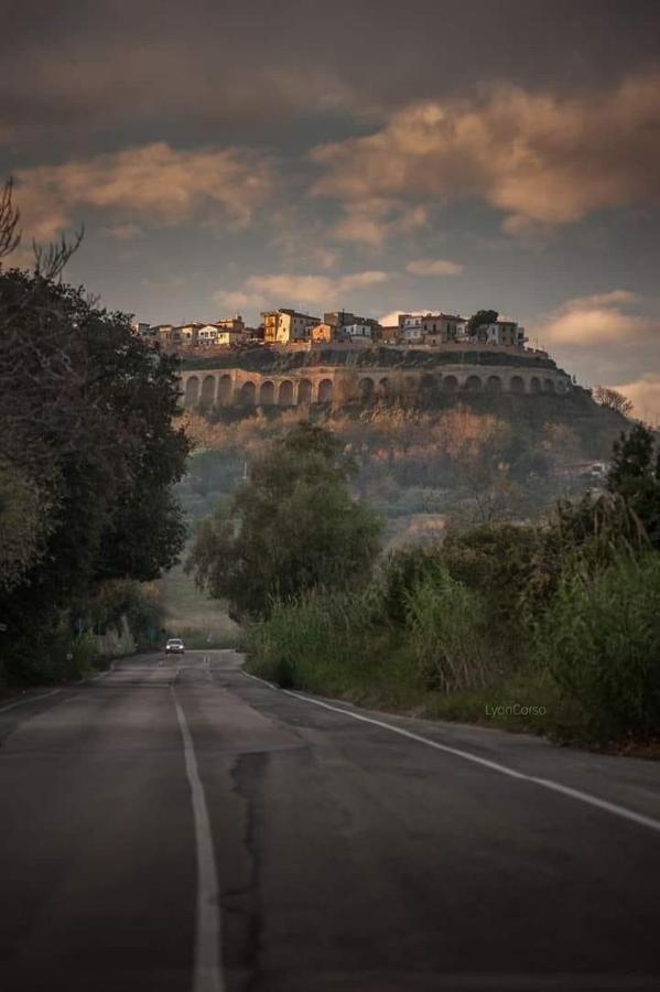 Relais Borgo Sul Mare Ospitalita Diffusa Silvi Paese Buitenkant foto