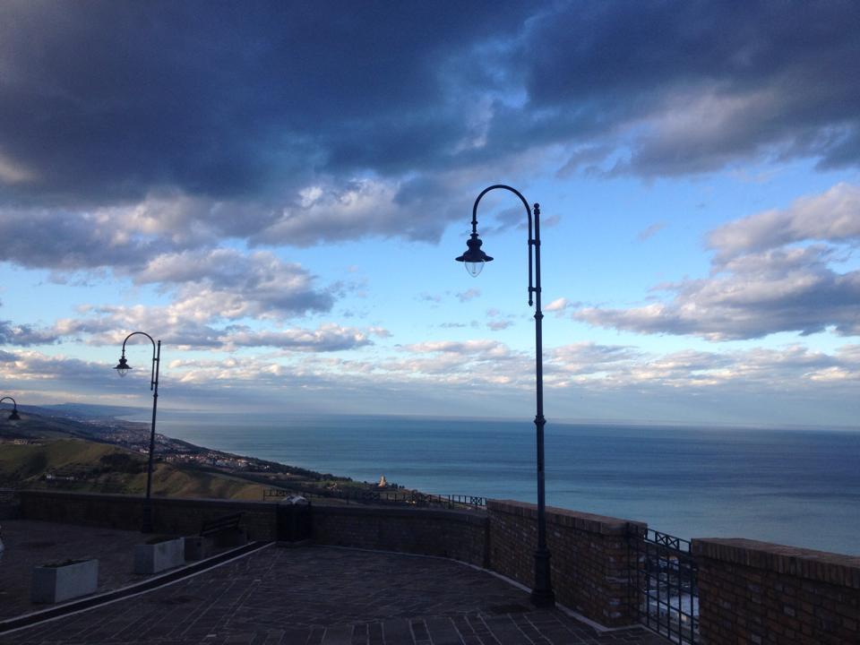 Relais Borgo Sul Mare Ospitalita Diffusa Silvi Paese Buitenkant foto