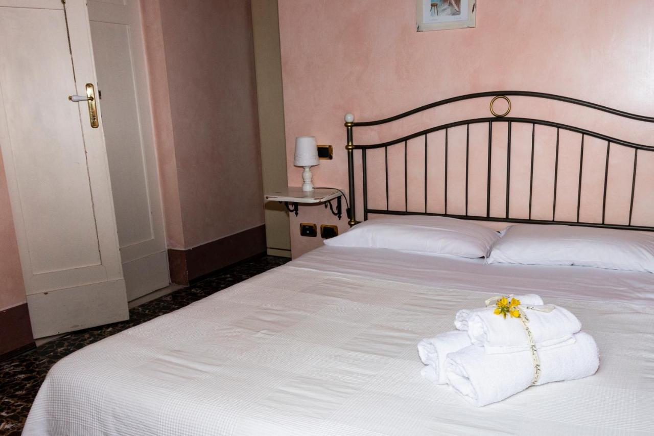 Relais Borgo Sul Mare Ospitalita Diffusa Silvi Paese Buitenkant foto